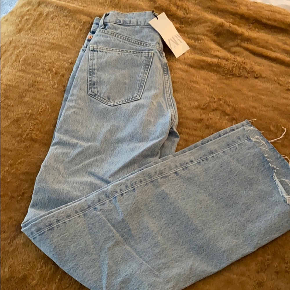 Zara high waist, full length baggy jeans 👖